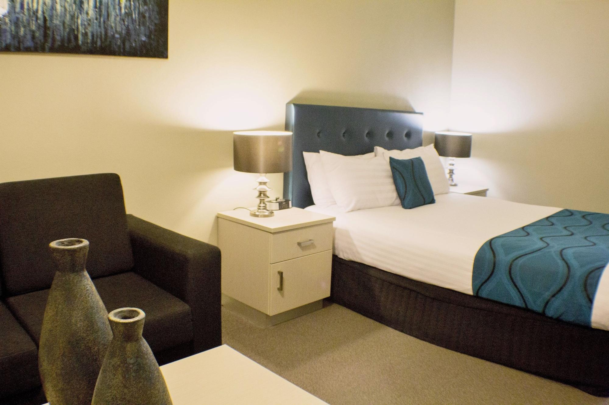 Mantra Pavilion Hotel Wagga Wagga Bagian luar foto