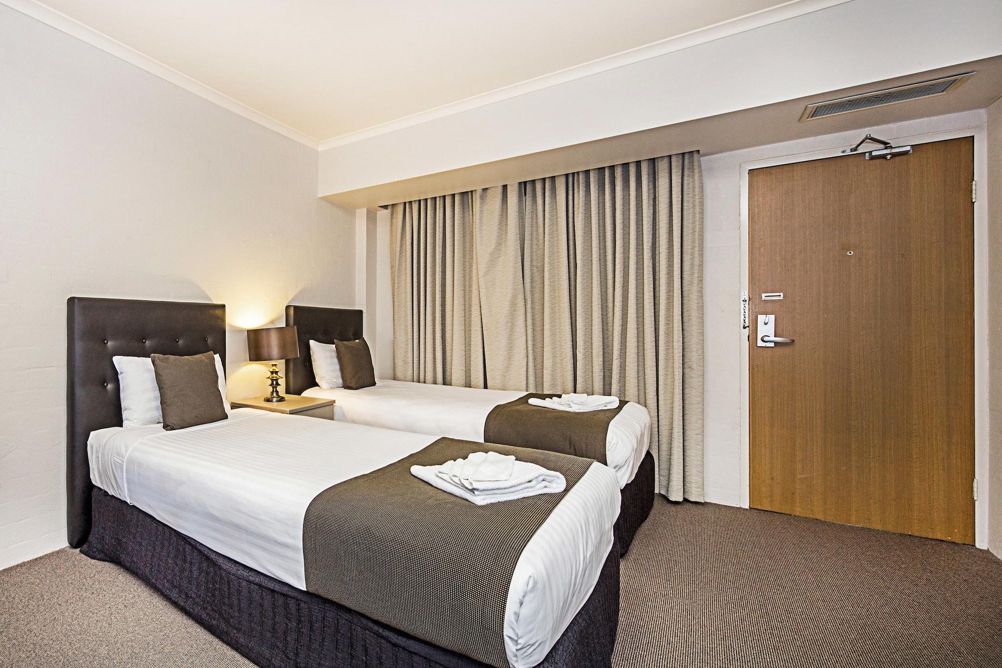 Mantra Pavilion Hotel Wagga Wagga Bagian luar foto
