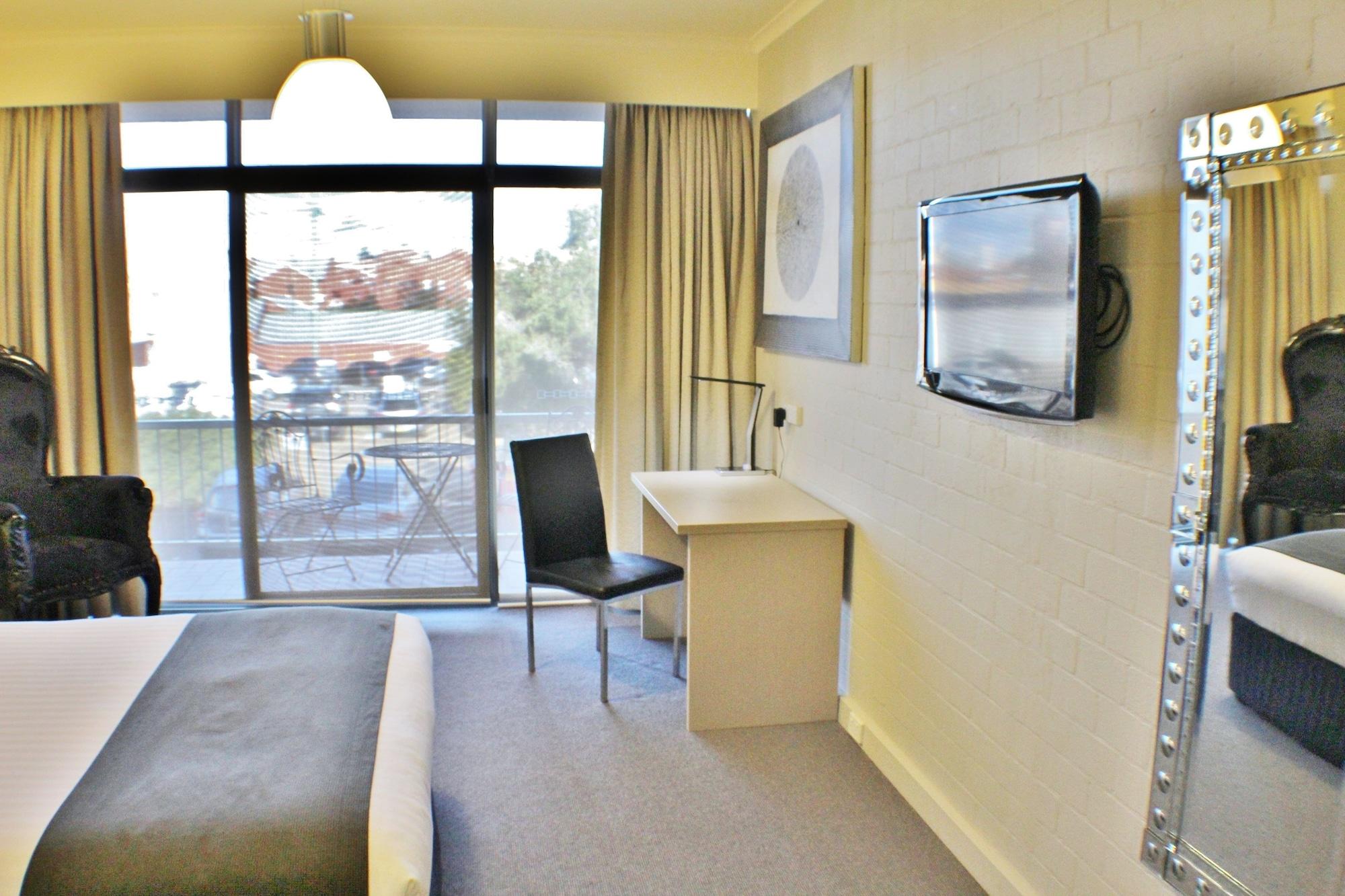 Mantra Pavilion Hotel Wagga Wagga Bagian luar foto